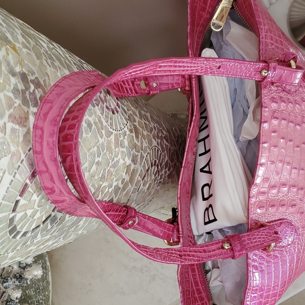 ๐ฅณ๐HOST PICK!๐๐ฅณ ๐๐ BRAHMIN ELLEN HIBISCUS OMBRE TOTE ๐๐ - Picture 6 of 9